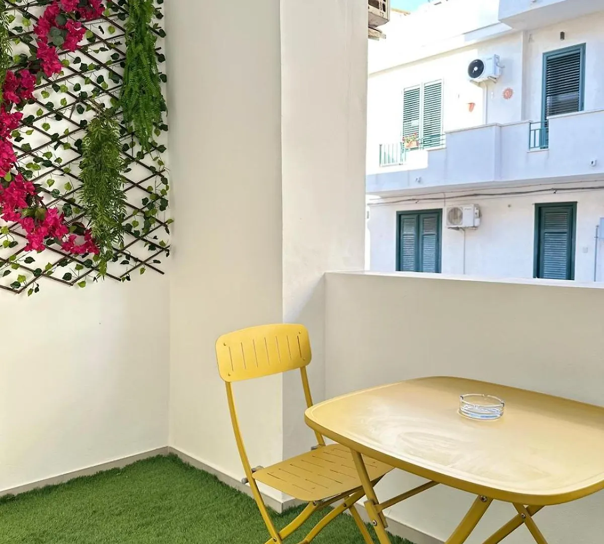 I Faraglioni Comfort Rooms Terrasini
